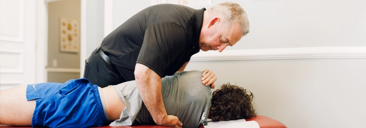 Chiropractor St. Charles IL Pat Calcagno Back Pain
